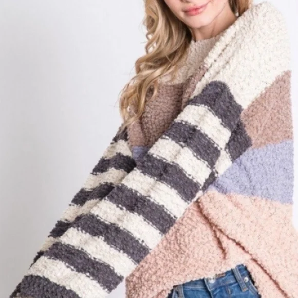 027 Cozy Brown Pink Popcorn Color Block oversized Sweater